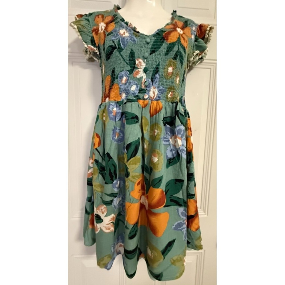 THML Floral Dress Sz Medium Smocked Bodice Aloha Cottage Coastal Tropical
